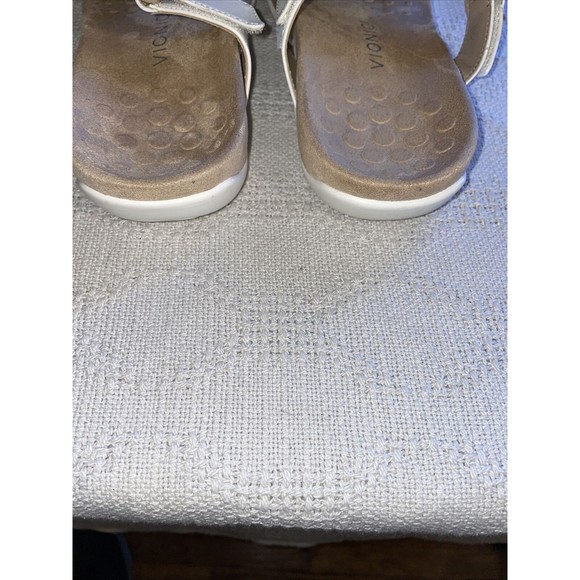 Vionic Thong Sandals Women’s Size 8.5 Medium Beige Leather Side Straps Beach - Picture 10 of 12